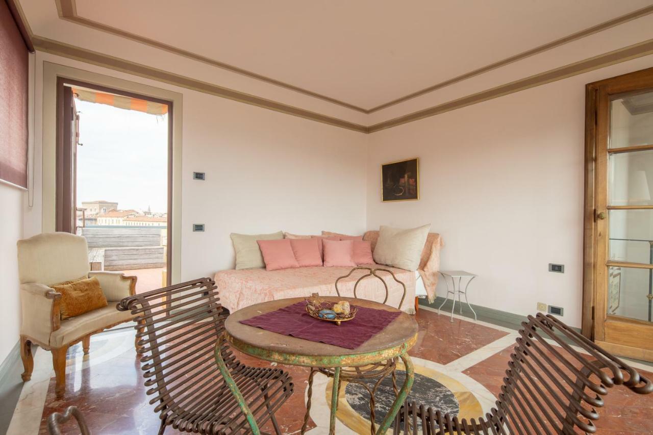 Luxury Panoramic Terrace Appartement Florence Buitenkant foto