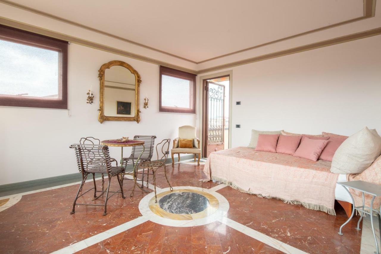 Luxury Panoramic Terrace Appartement Florence Buitenkant foto